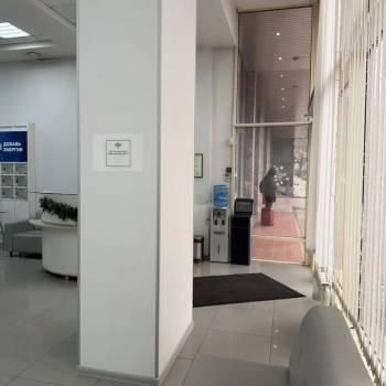 Сдается Нежилое помещение, 240 м²