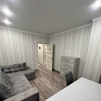 Сдается Многокомнатная квартира, 80,2 м²
