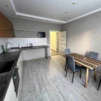 Сдается Многокомнатная квартира, 80,2 м²