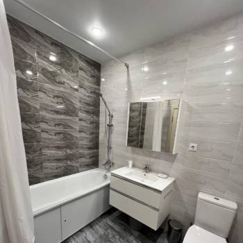 Сдается Многокомнатная квартира, 80,2 м²