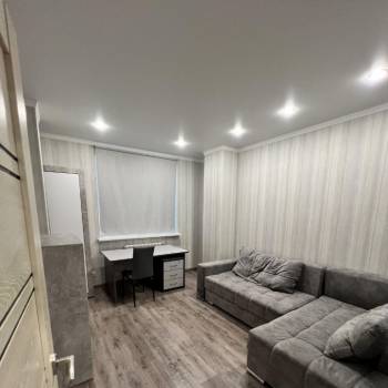Сдается Многокомнатная квартира, 80,2 м²