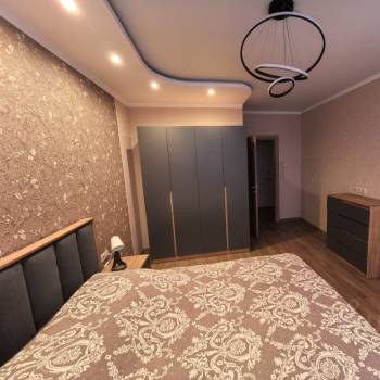 Сдается Многокомнатная квартира, 105 м²