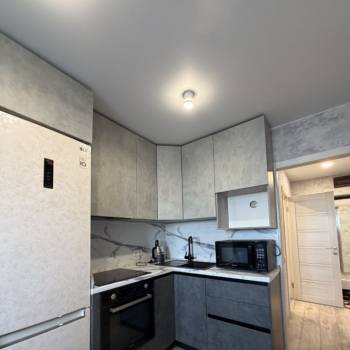 Продается 1-комнатная квартира, 41 м²