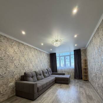 Продается 1-комнатная квартира, 41 м²