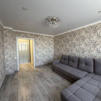 Продается 1-комнатная квартира, 41 м²