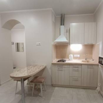 Сдается 1-комнатная квартира, 40 м²