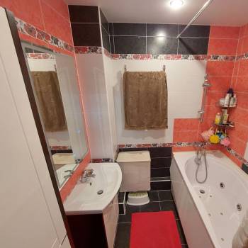 Продается 3-х комнатная квартира, 79 м²