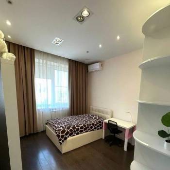 Продается 3-х комнатная квартира, 110 м²