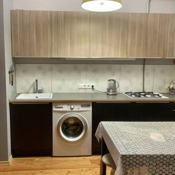 Продается Многокомнатная квартира, 77,3 м²