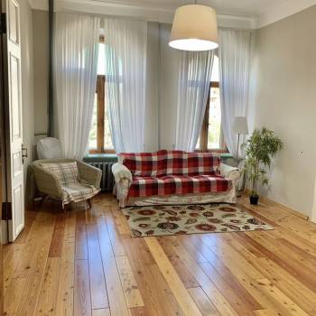 Продается Многокомнатная квартира, 77,3 м²