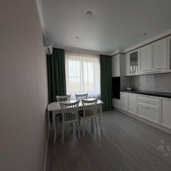 Продается 1-комнатная квартира, 47,5 м²