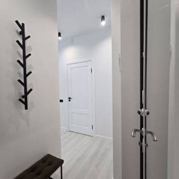 Продается 1-комнатная квартира, 42 м²