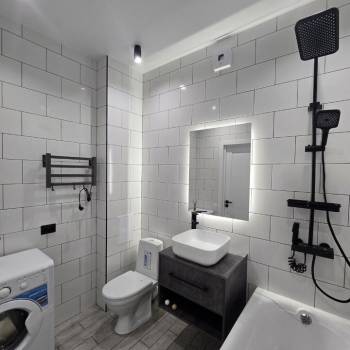 Продается 1-комнатная квартира, 42 м²