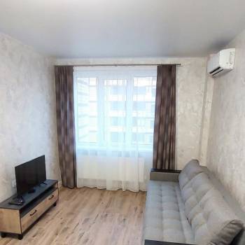 Сдается 1-комнатная квартира, 35 м²