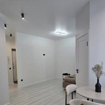 Продается 2-х комнатная квартира, 42 м²