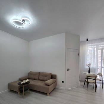 Продается 2-х комнатная квартира, 42 м²