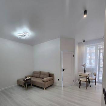 Продается 2-х комнатная квартира, 42 м²