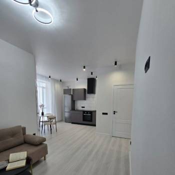 Продается 2-х комнатная квартира, 42 м²