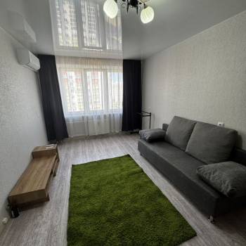 Сдается 1-комнатная квартира, 37 м²