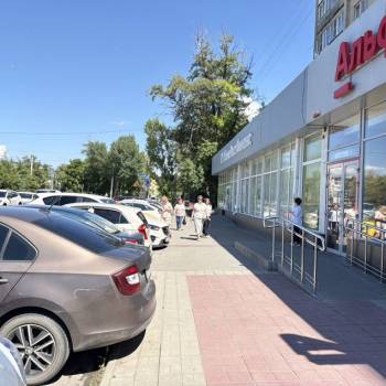 Сдается Нежилое помещение, 210 м²