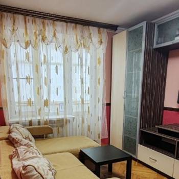 Сдается Многокомнатная квартира, 56 м²