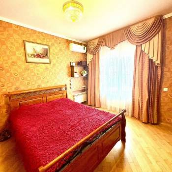 Продается Дом, 201 м²
