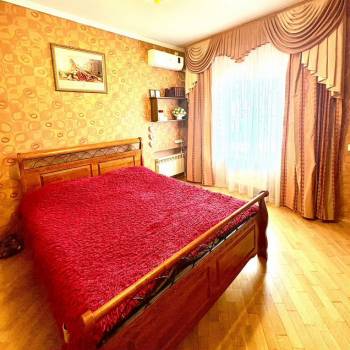 Продается Дом, 201 м²