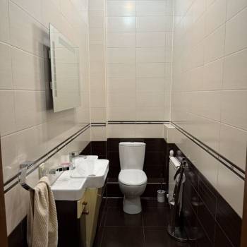 Продается Дом, 374 м²