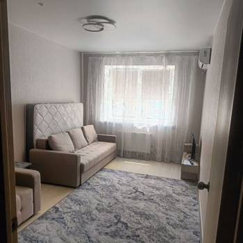 Продается 1-комнатная квартира, 37,8 м²