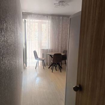 Продается 1-комнатная квартира, 37,8 м²