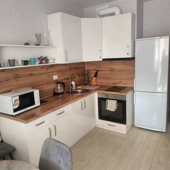 Продается 1-комнатная квартира, 37,8 м²
