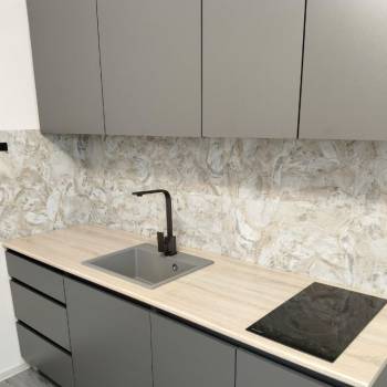 Продается 1-комнатная квартира, 35 м²