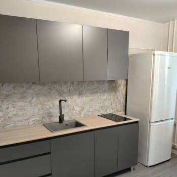 Продается 1-комнатная квартира, 35 м²