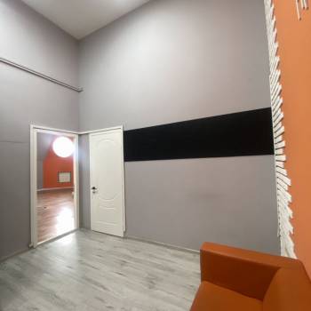 Сдается Нежилое помещение, 90 м²