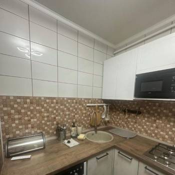 Сдается 1-комнатная квартира, 42 м²