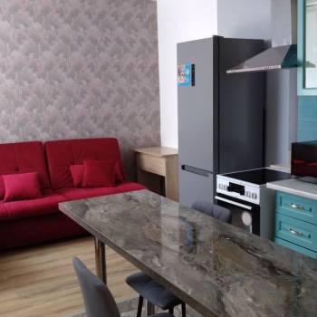 Сдается 1-комнатная квартира, 42 м²