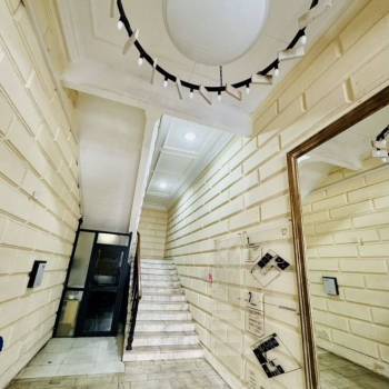 Продается Нежилое помещение, 1572 м²
