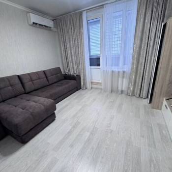 Продается 1-комнатная квартира, 36,7 м²