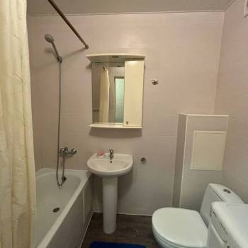 Продается 1-комнатная квартира, 28 м²