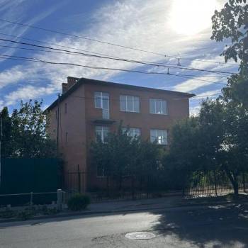 Продается 1-комнатная квартира, 37 м²