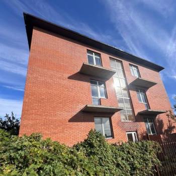 Продается 1-комнатная квартира, 37 м²
