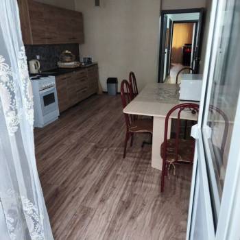 Сдается 2-х комнатная квартира, 78 м²