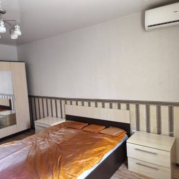Сдается 2-х комнатная квартира, 78 м²