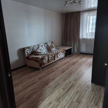 Сдается 2-х комнатная квартира, 78 м²