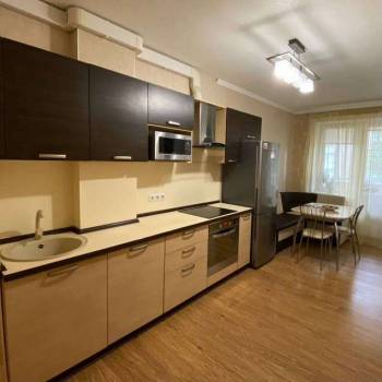 Сдается 1-комнатная квартира, 54,5 м²