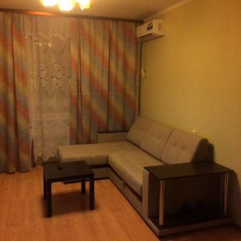 Продается 1-комнатная квартира, 37 м²