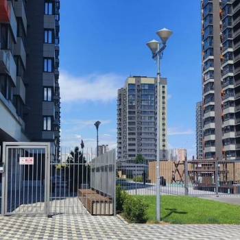 Продается 1-комнатная квартира, 46,3 м²