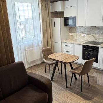 Сдается 1-комнатная квартира, 41 м²
