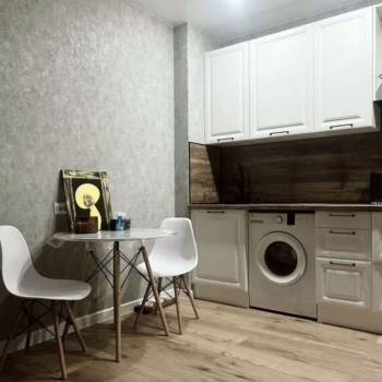 Продается 1-комнатная квартира, 32 м²