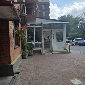 Сдается 2-х комнатная квартира, 86 м²